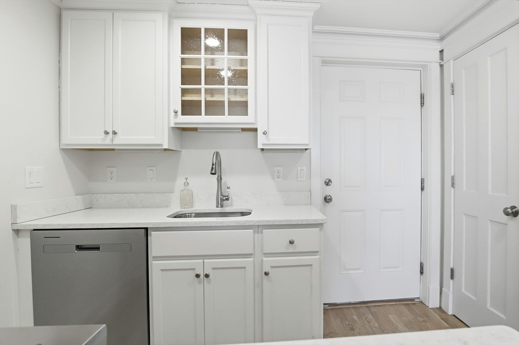25 Howland St #2, Plymouth, MA Photo #14