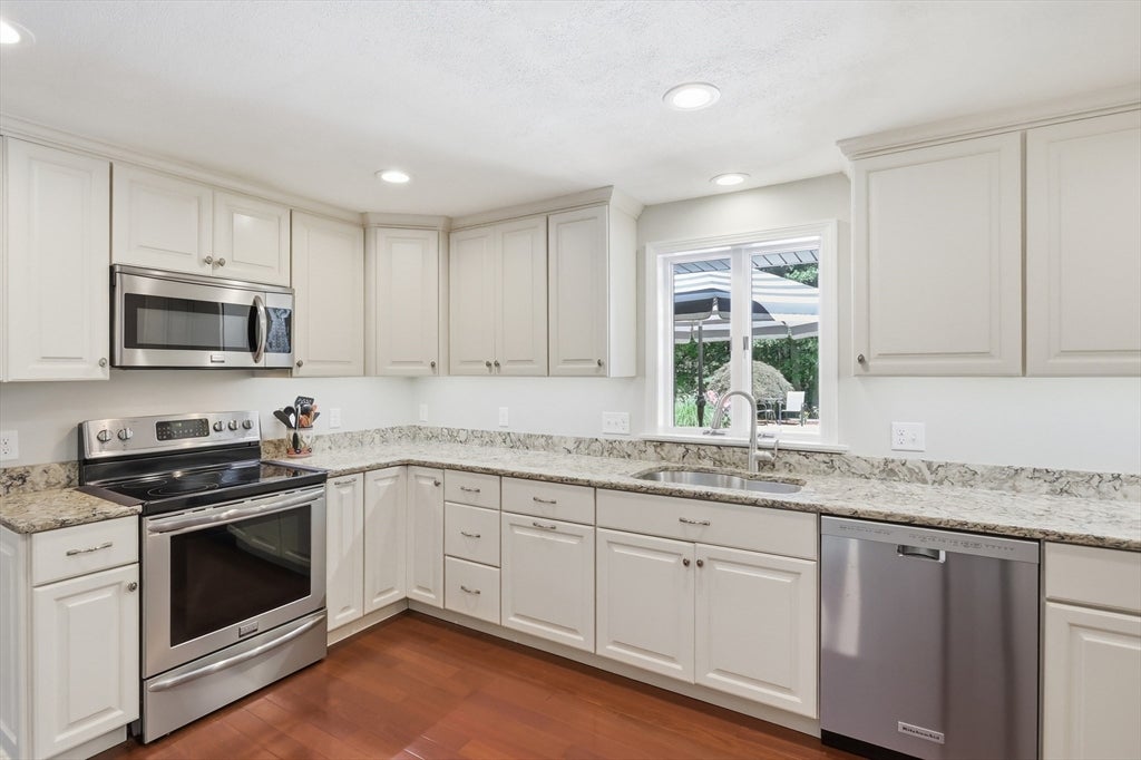 17 Hickory Lane, Framingham, MA, 17 Hickory Lane, Framingham, MA Photo #9