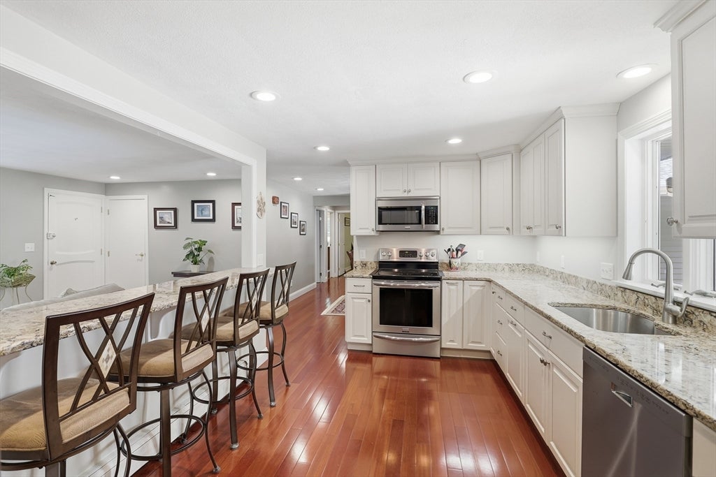 17 Hickory Lane, Framingham, MA, 17 Hickory Lane, Framingham, MA Photo #12