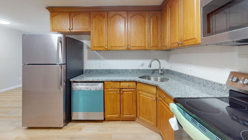 12 Woodland St 38