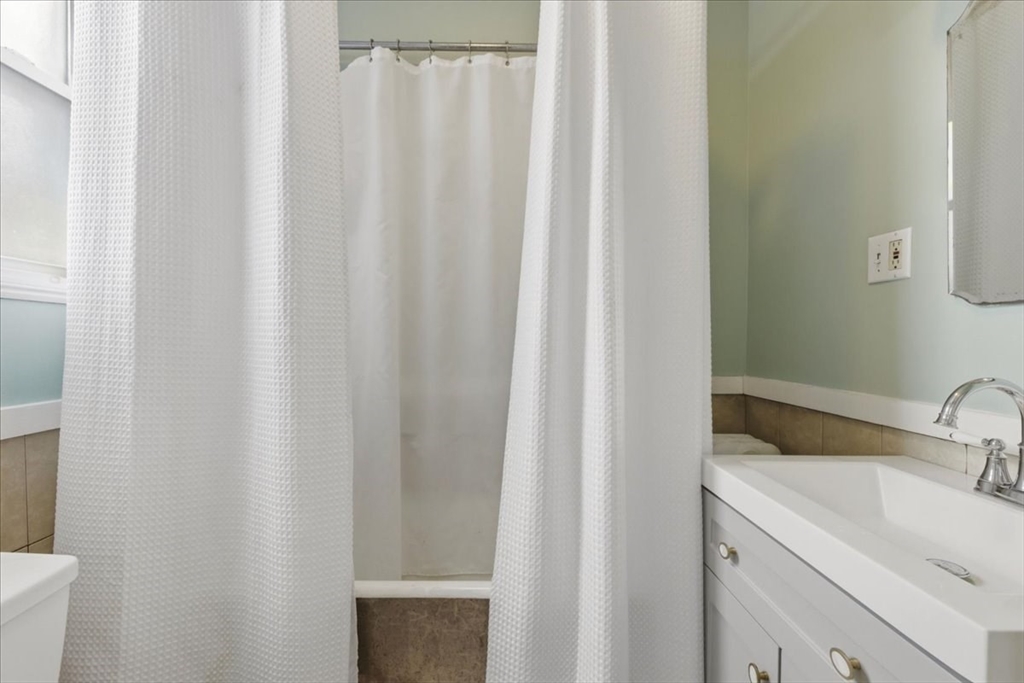 14 Mayfair St, Boston, MA Photo #9