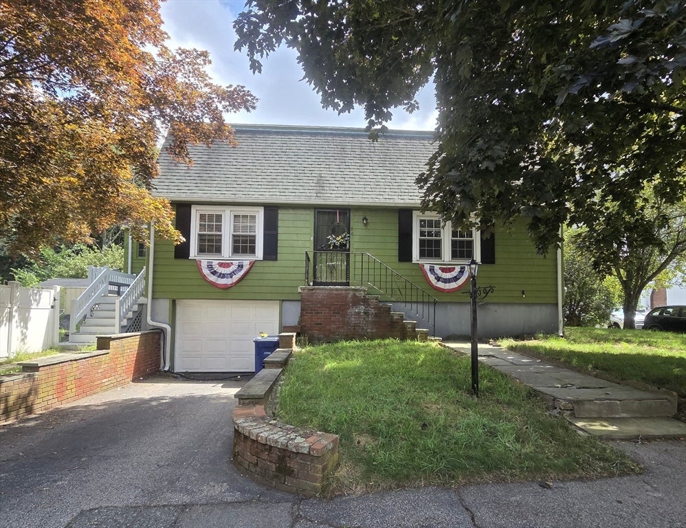 Photo of 50 Dickerman Lane, Braintree, MA