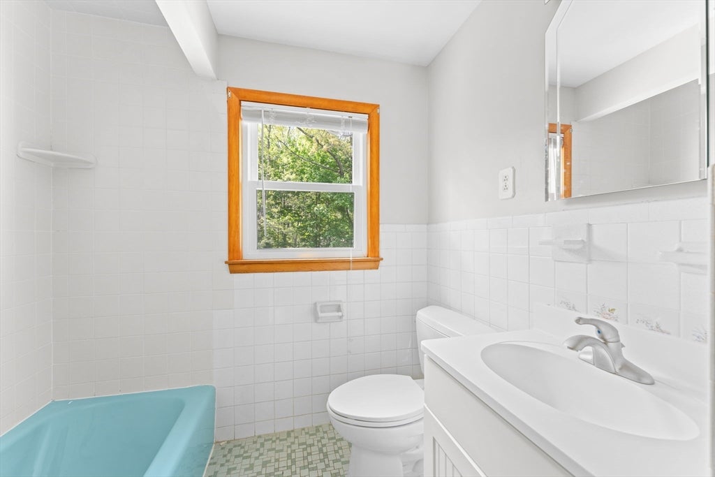 6 Cedarcrest Terrace, Boston, MA Photo #16