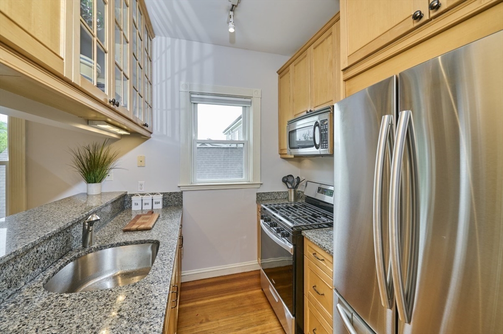 33 Adams Street 3