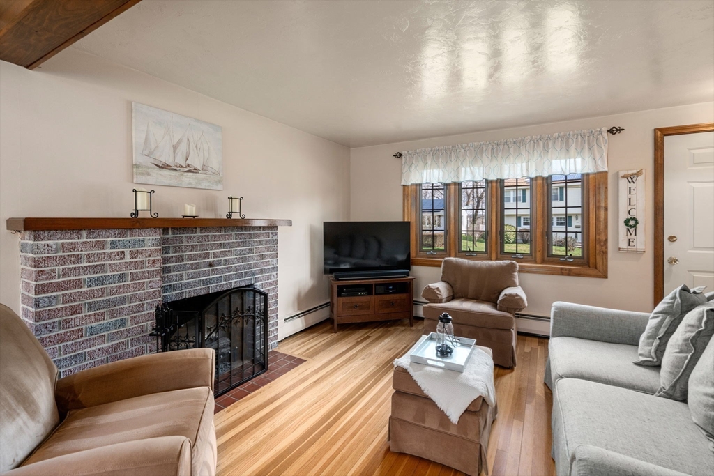 228 Saint Nicholas Ave