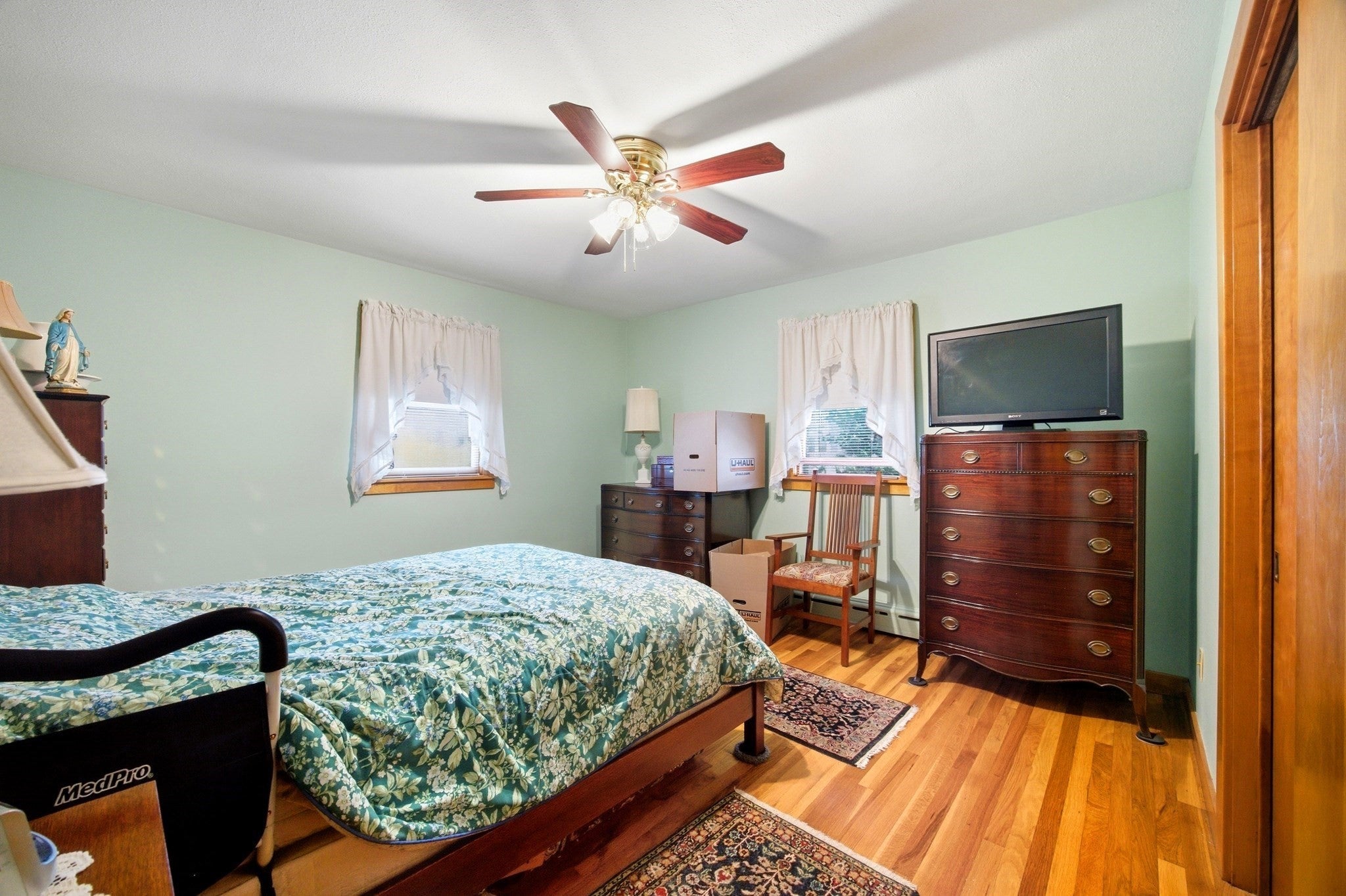 25 Saint Anthony St, Chicopee, MA, 25 Saint Anthony St, Chicopee, MA Photo #13