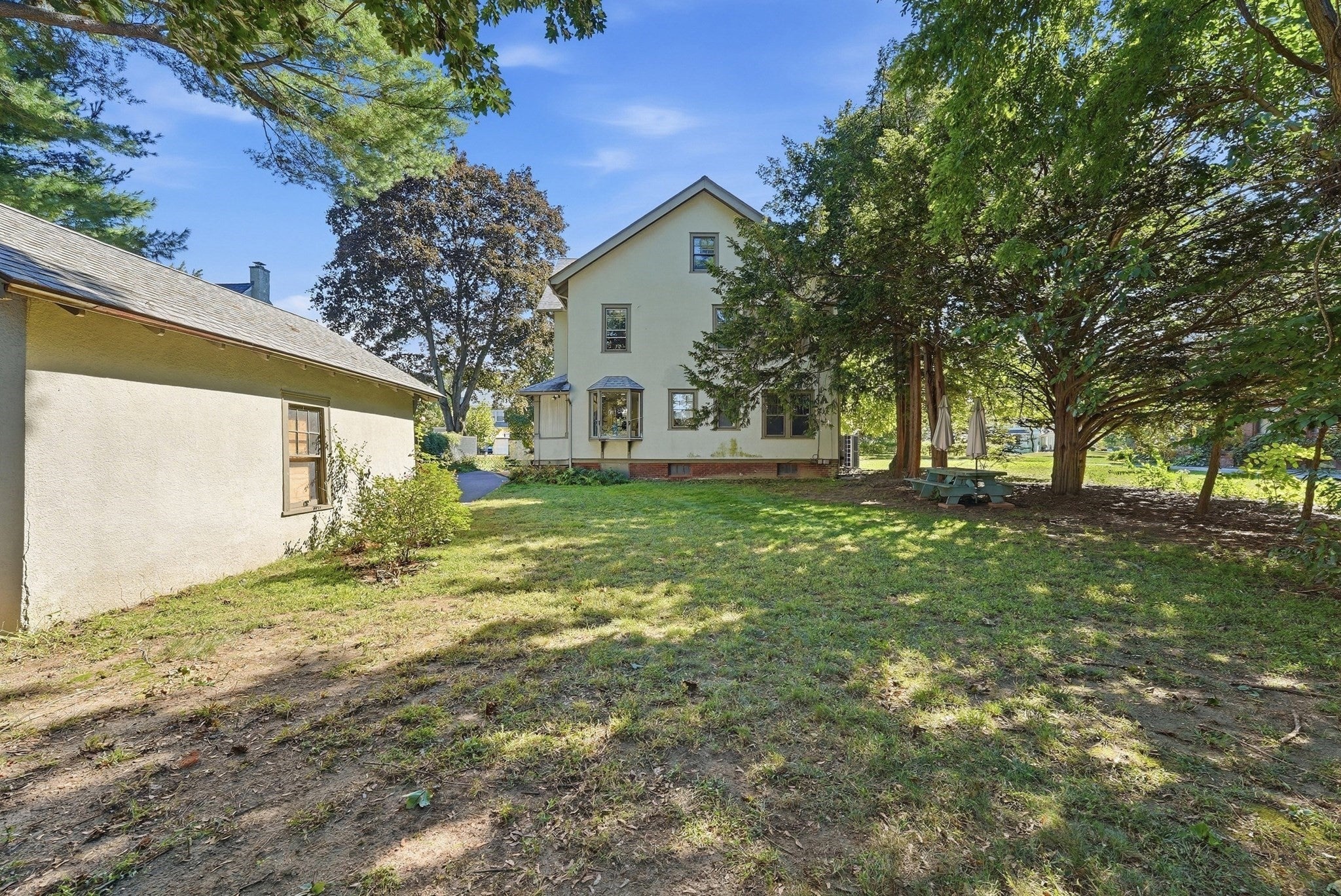 98 Bellevue Ave, Springfield, MA, 98 Bellevue Ave, Springfield, MA Photo #8