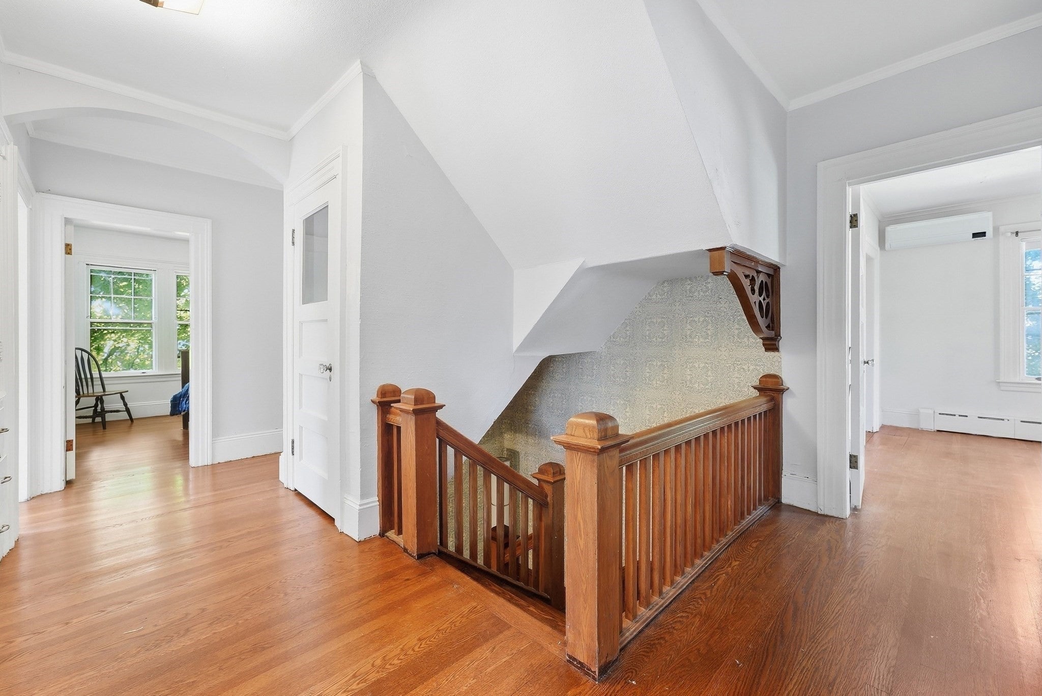 98 Bellevue Ave, Springfield, MA, 98 Bellevue Ave, Springfield, MA Photo #24