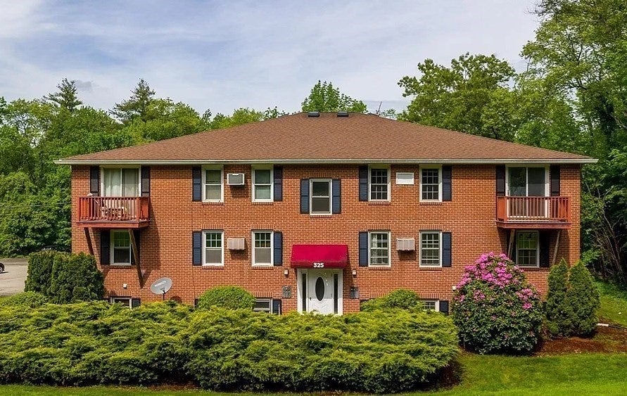 325 Ashland Ave #5, Southbridge, MA, 325 Ashland Ave #5, Southbridge, MA Photo #1