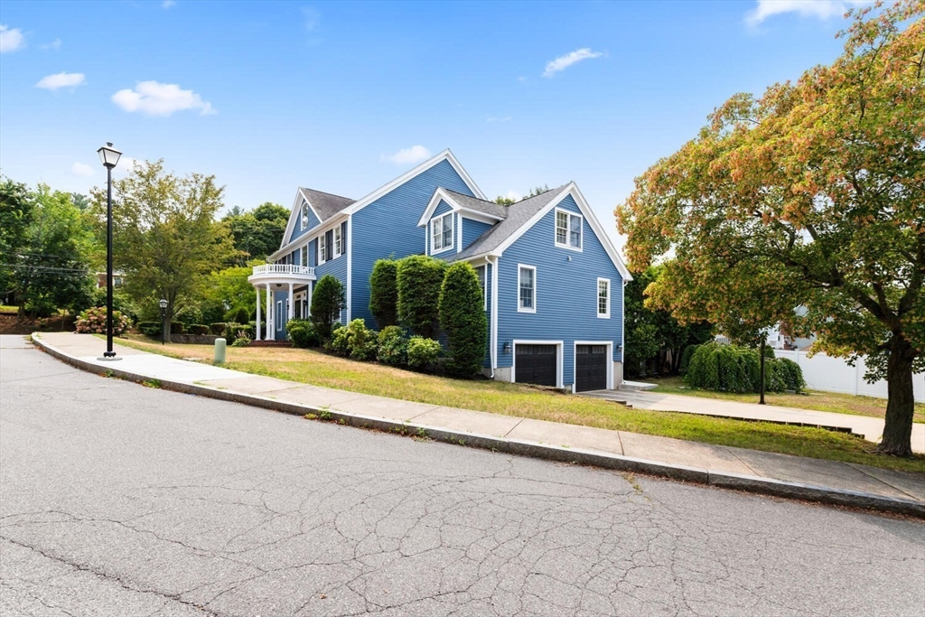 4 Mcdonald Farm Rd