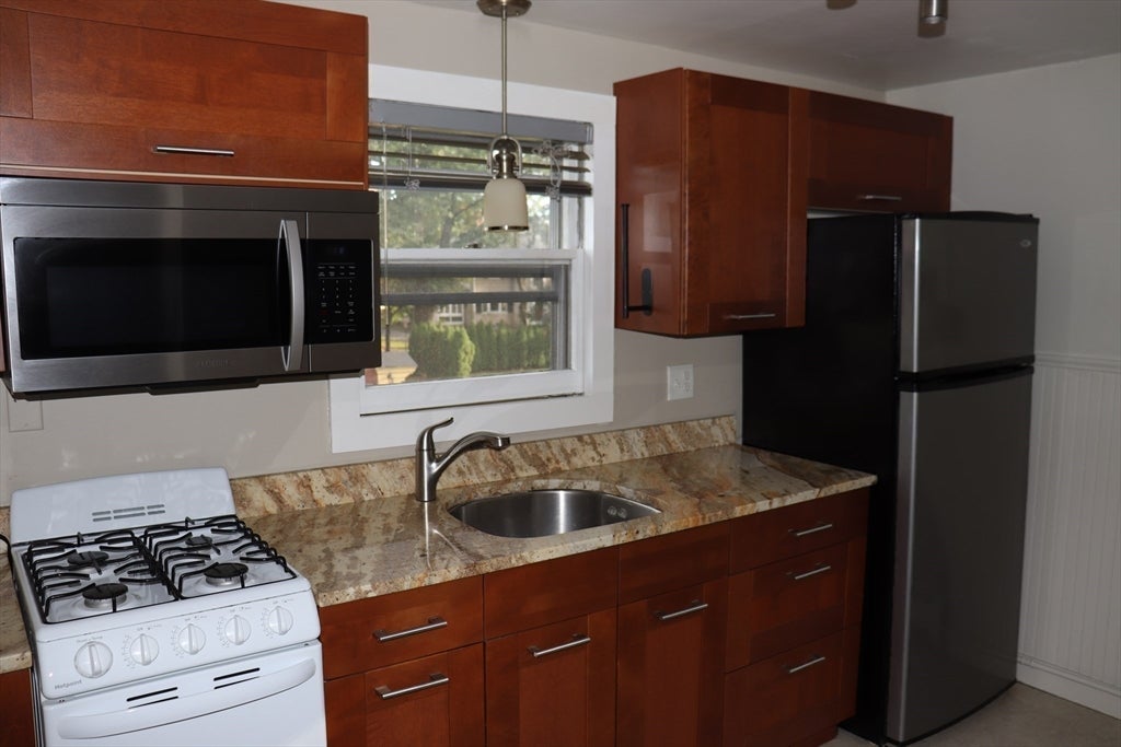 234 Elm St, Northampton, MA, 234 Elm St, Northampton, MA Photo #24