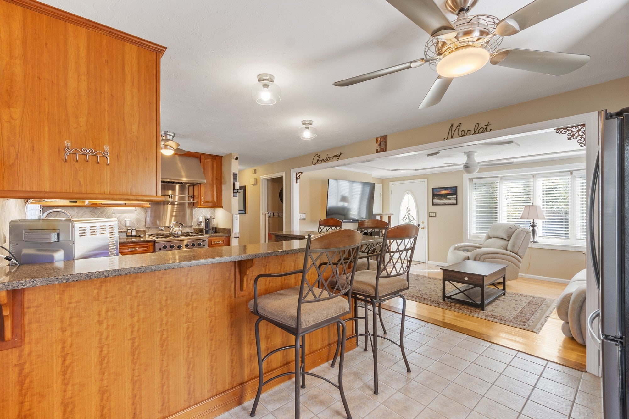 10 Water St, Dracut, MA, 10 Water St, Dracut, MA Photo #12