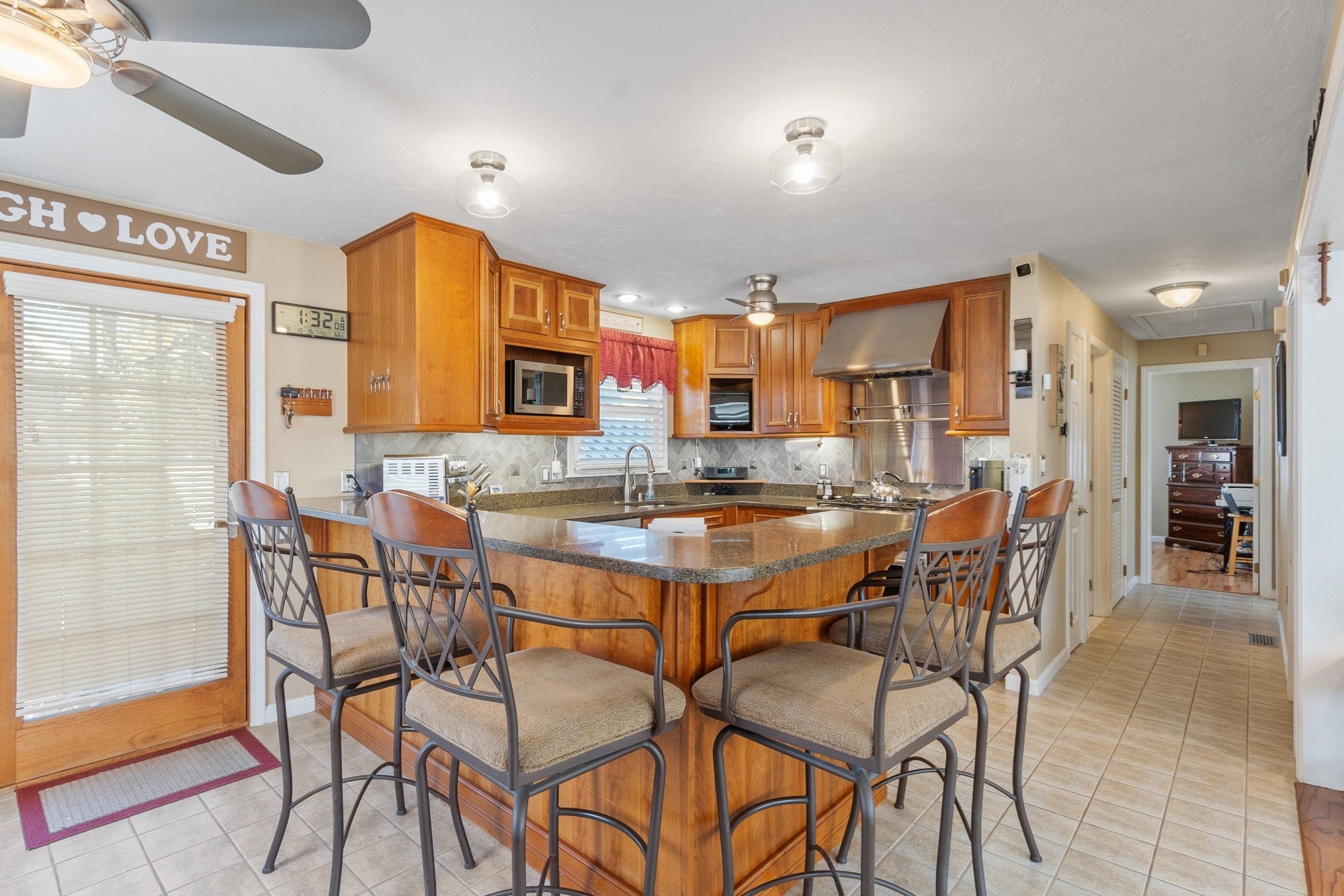 10 Water St, Dracut, MA, 10 Water St, Dracut, MA Photo #11