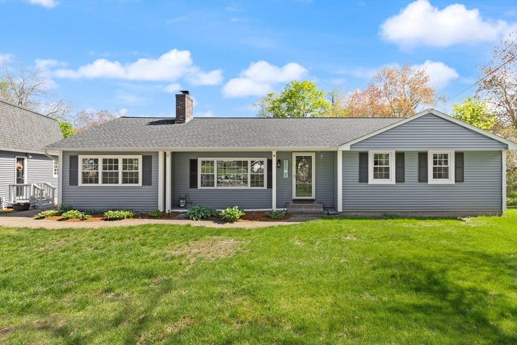 10 Lowell Rd