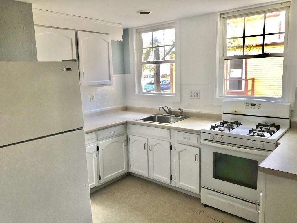 74 Magoun Ave #1, Medford, MA, 74 Magoun Ave #1, Medford, MA Photo #4