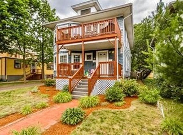 Photo of 74 Magoun Ave, Medford, MA
