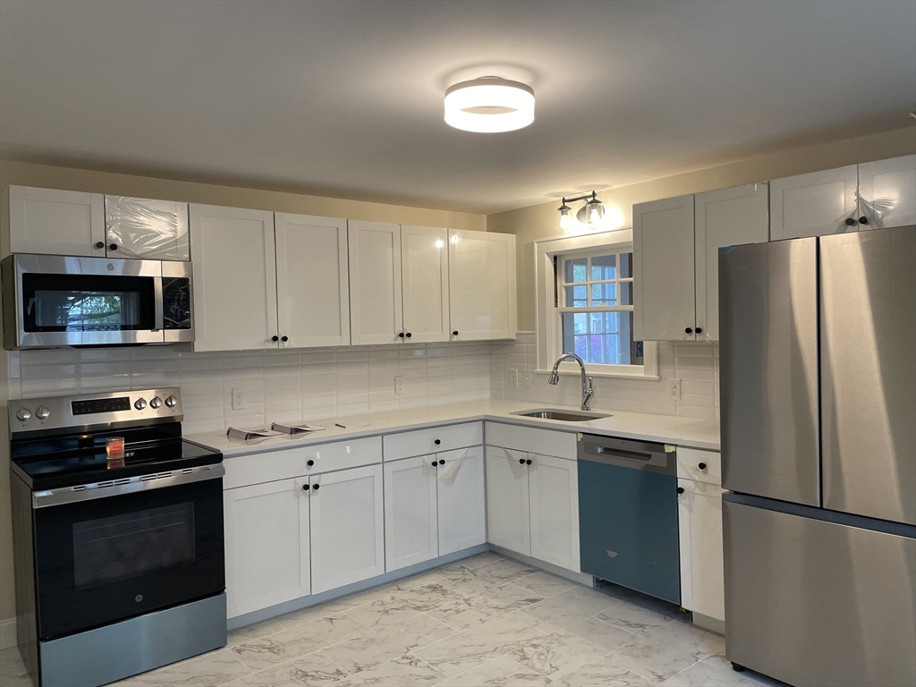 15 Bellmore Road