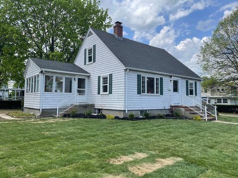 15 Bellmore Road Framingham MA 01702