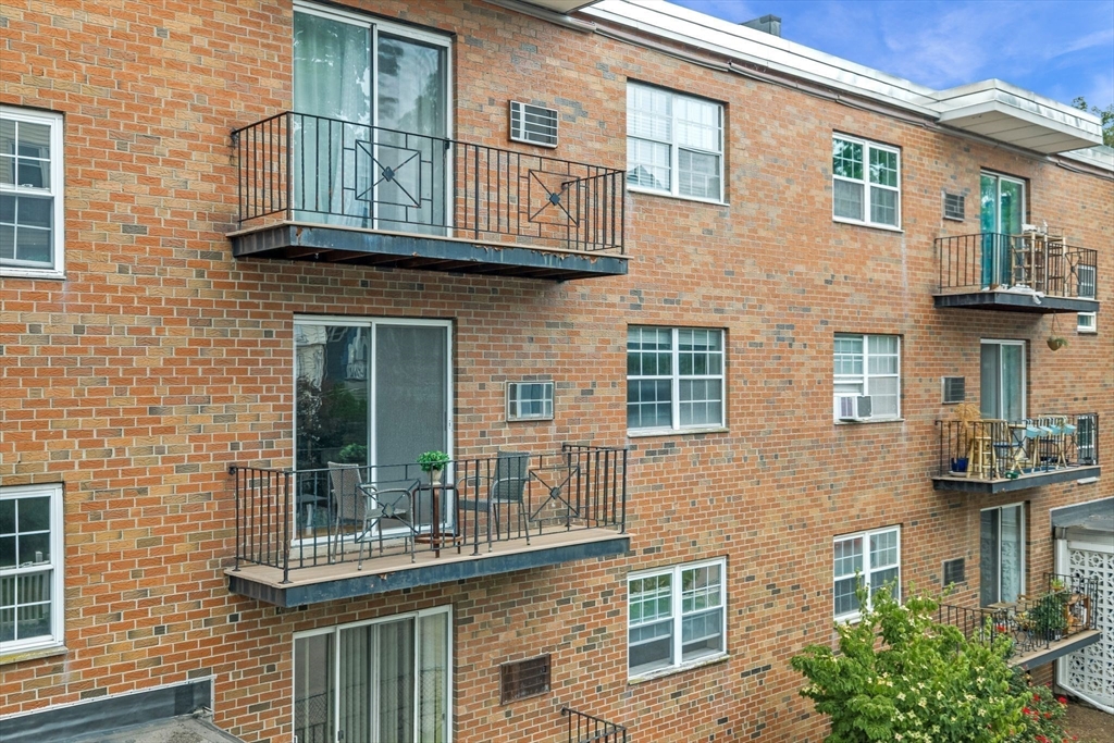 4 Robinwood Avenue 6
