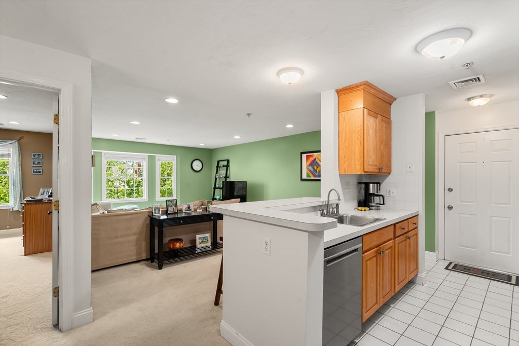 717 Washington St #F, Canton, MA, 717 Washington St #F, Canton, MA Photo #8