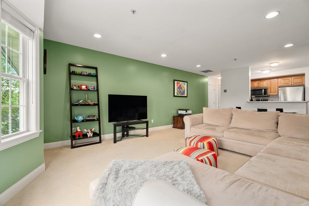 717 Washington St #F, Canton, MA, 717 Washington St #F, Canton, MA Photo #10