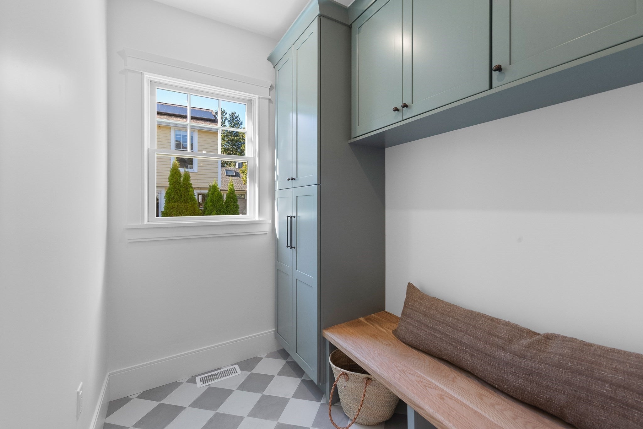14 Highland Ave, Newburyport, MA, 14 Highland Ave, Newburyport, MA Photo #4