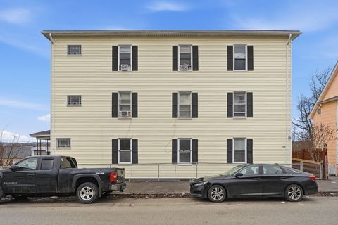 154 Perry Ave Worcester MA 01610