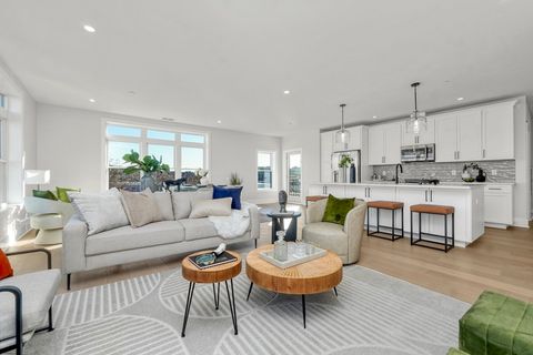 62 Foundry St 201 Wakefield MA 01880