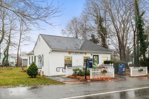 Photo of 36 Carriage Shop Rd, Falmouth, MA 02536 (MLS # 73325853)