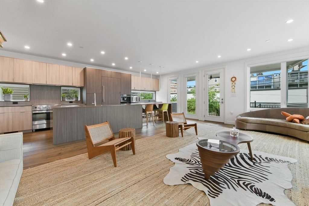 67-69 Auckland St One
