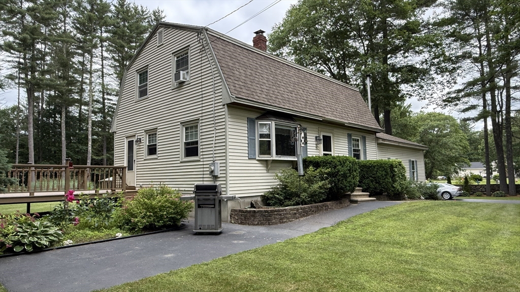 75 Leavitt Road