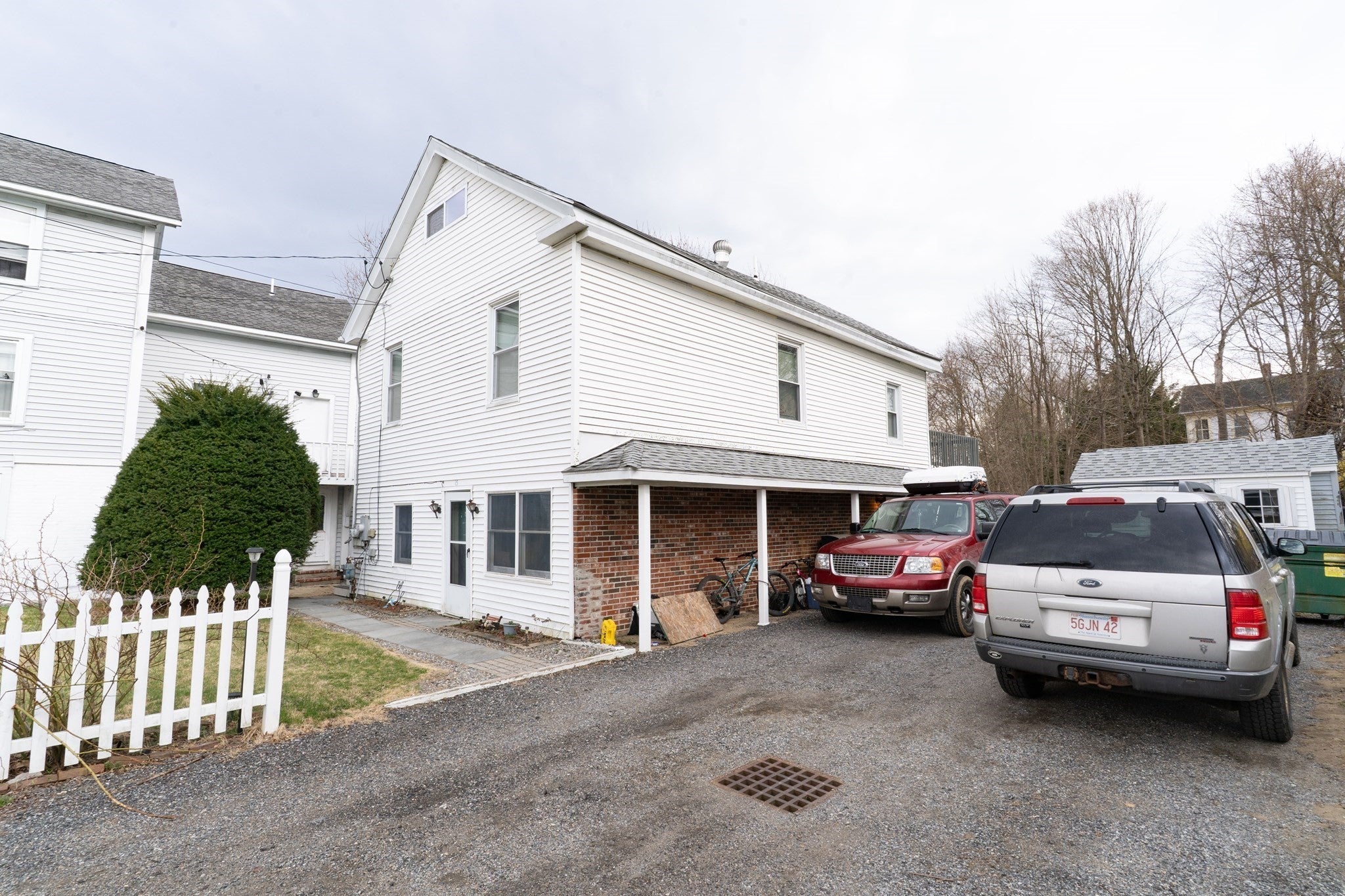 15-17 Central St