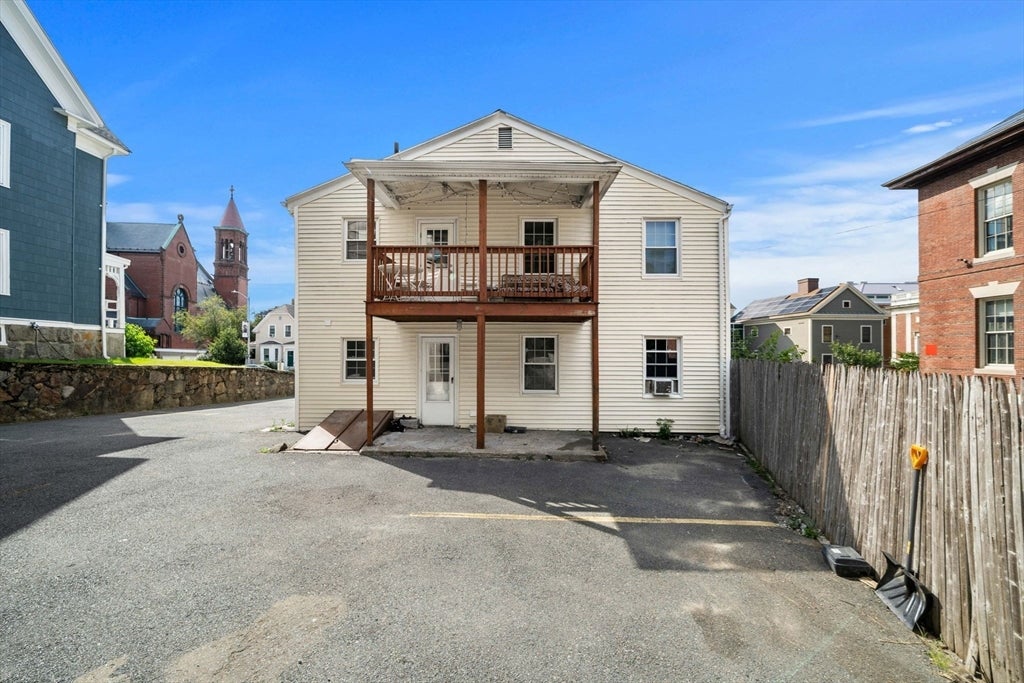 19 Essex St, Beverly, MA Photo #4
