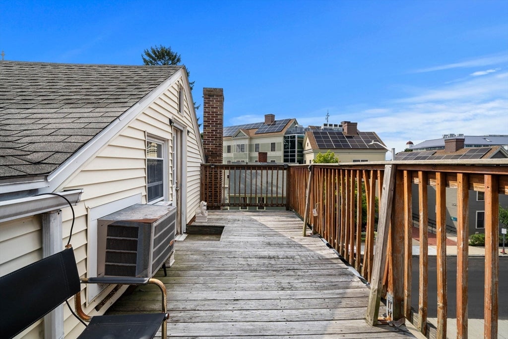 19 Essex St, Beverly, MA Photo #22