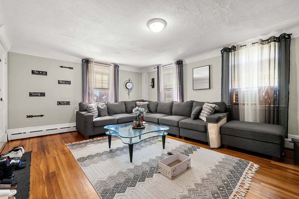 19 Essex St, Beverly, MA Photo #9