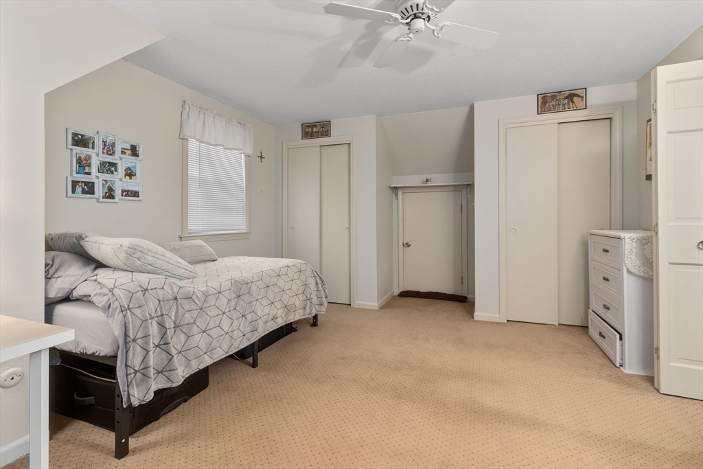 Stoughton, Massachusetts 02072, United States, 2 Bedrooms Bedrooms, ,2 BathroomsBathrooms,Residential,Contingent,105474