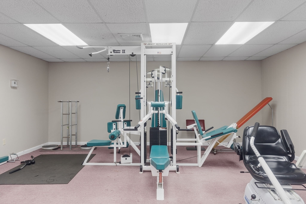 Stoughton, Massachusetts 02072, United States, 2 Bedrooms Bedrooms, ,2 BathroomsBathrooms,Residential,Contingent,105474