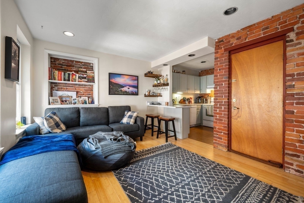 38A Charter Street 7