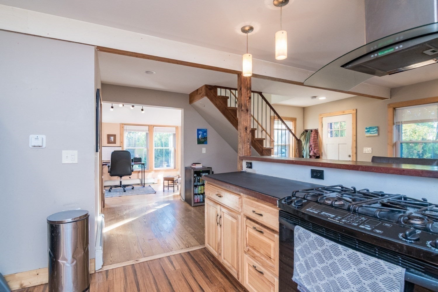 15 Carpenters Lane, Greenfield, MA Photo #12