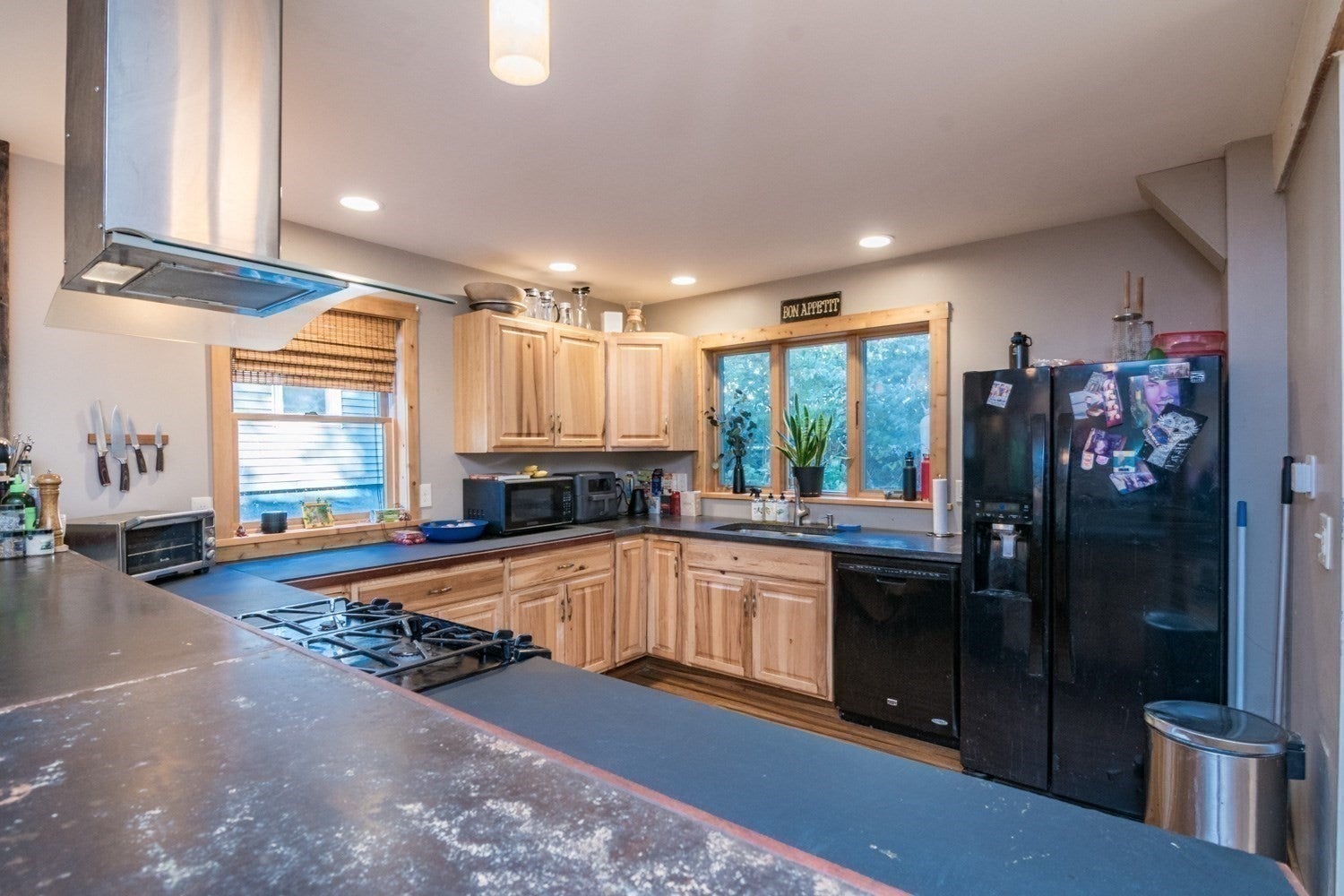 15 Carpenters Lane, Greenfield, MA Photo #14