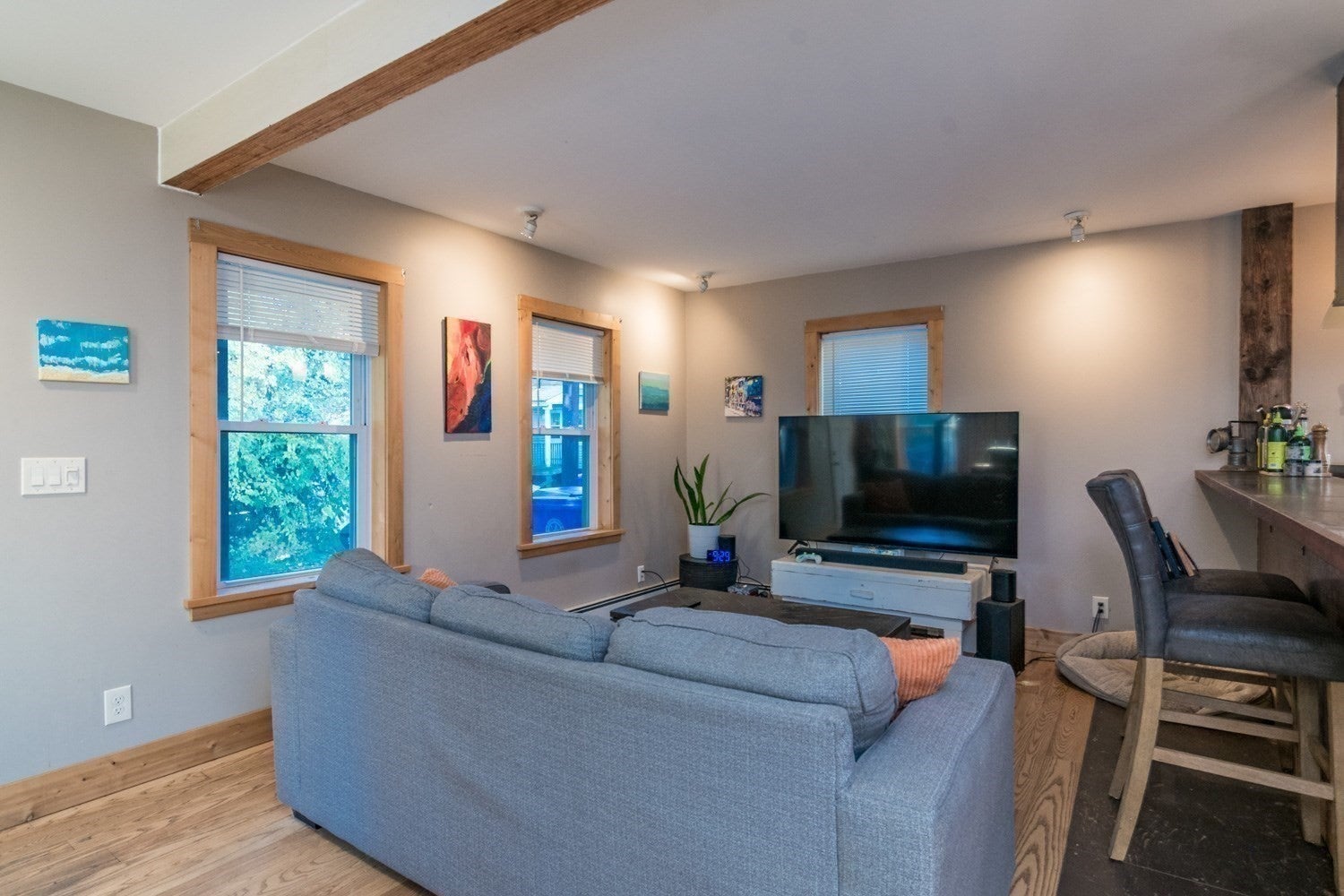 15 Carpenters Lane, Greenfield, MA Photo #7