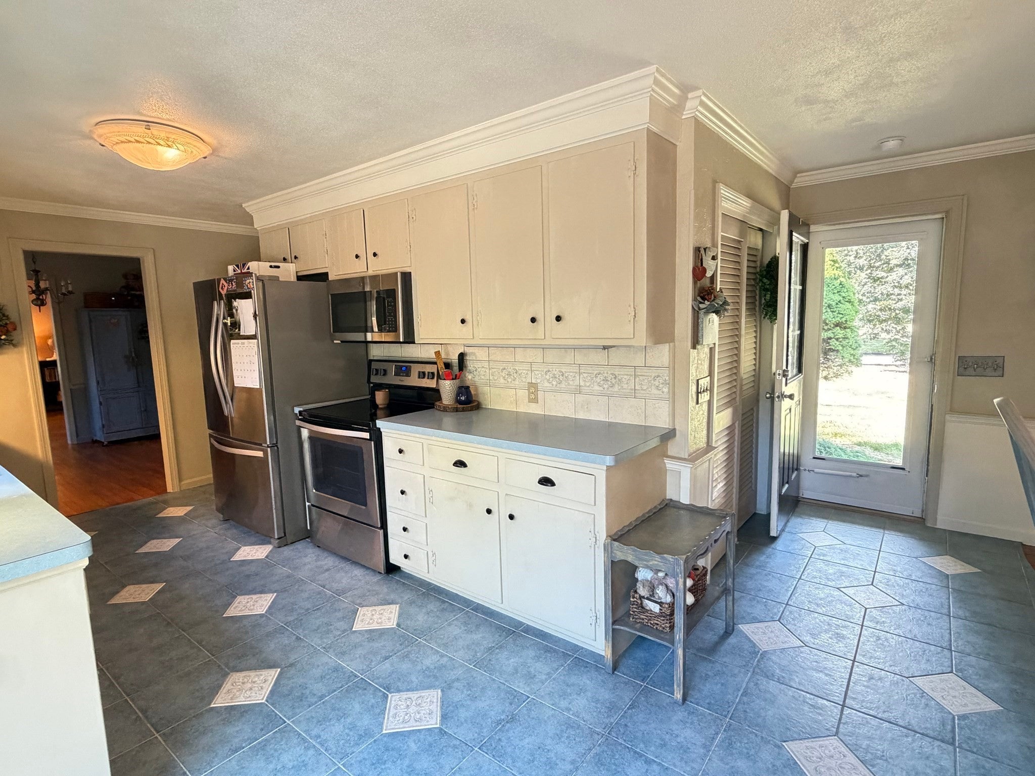 81 Coventry Ln, Longmeadow, MA, 81 Coventry Ln, Longmeadow, MA Photo #11