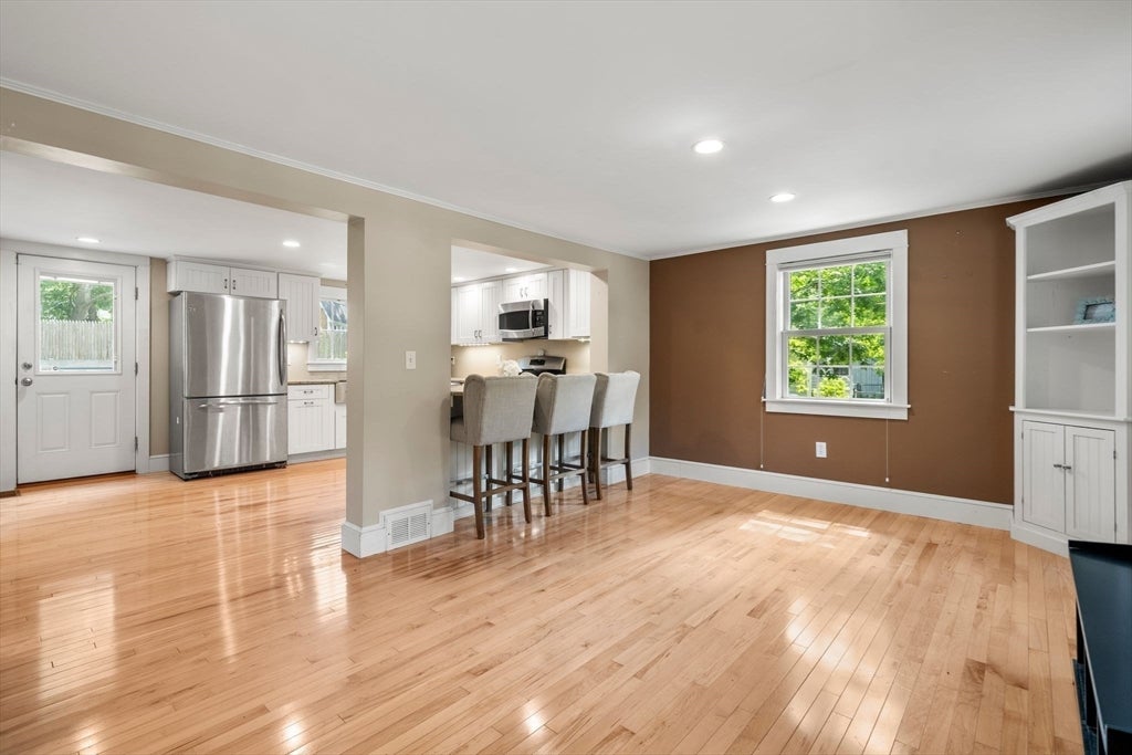 1144 State Rd, Plymouth, MA, 1144 State Rd, Plymouth, MA Photo #9