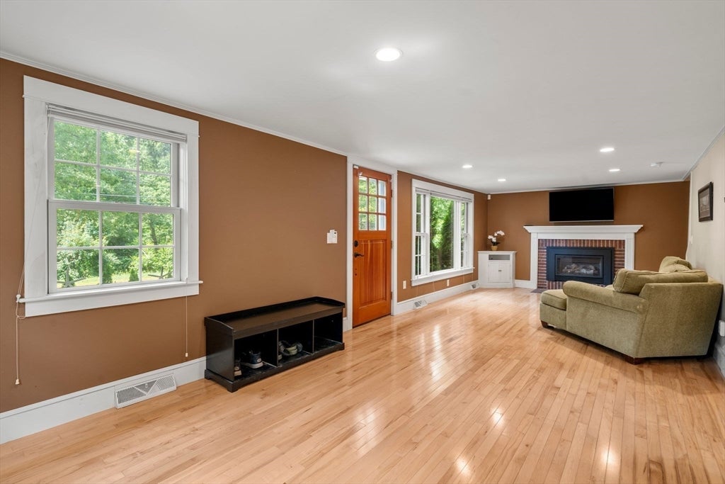 1144 State Rd, Plymouth, MA, 1144 State Rd, Plymouth, MA Photo #11