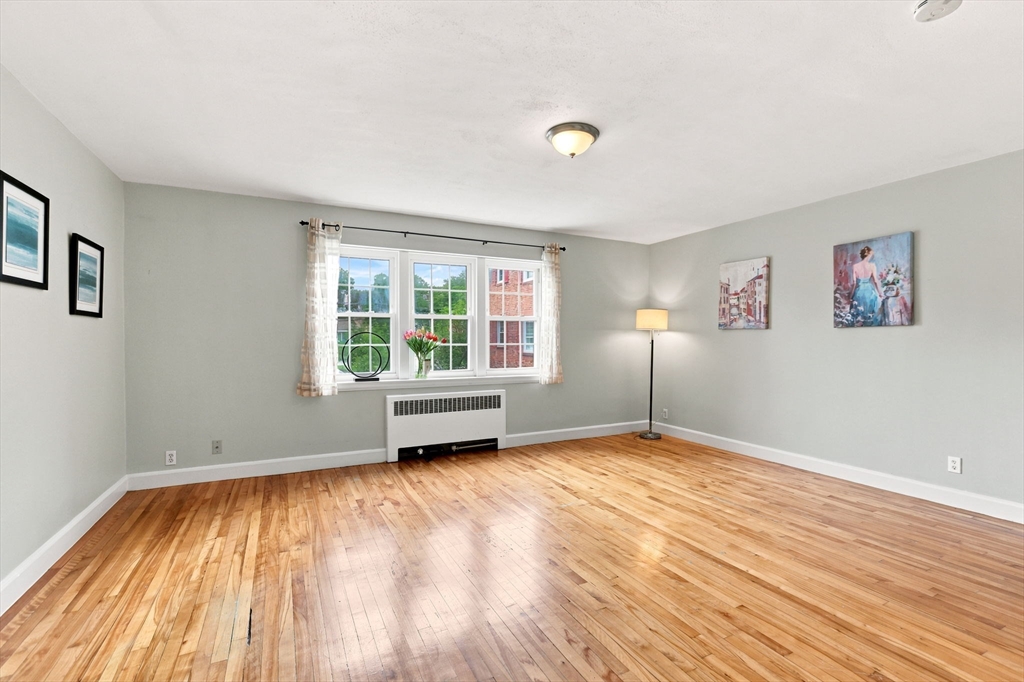 112 Maple St 4
