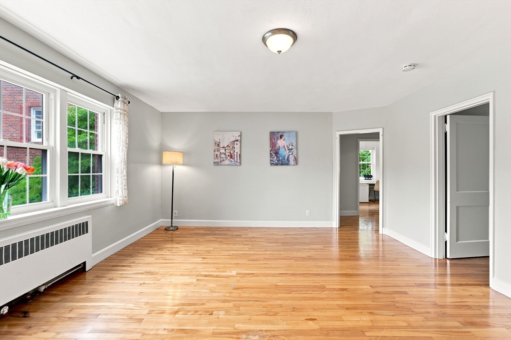 112 Maple St 4