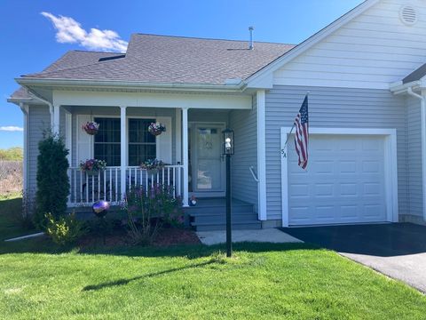 Photo of 5 Litchfield Ln #5A, Webster, MA 01570 (MLS # 73520431)