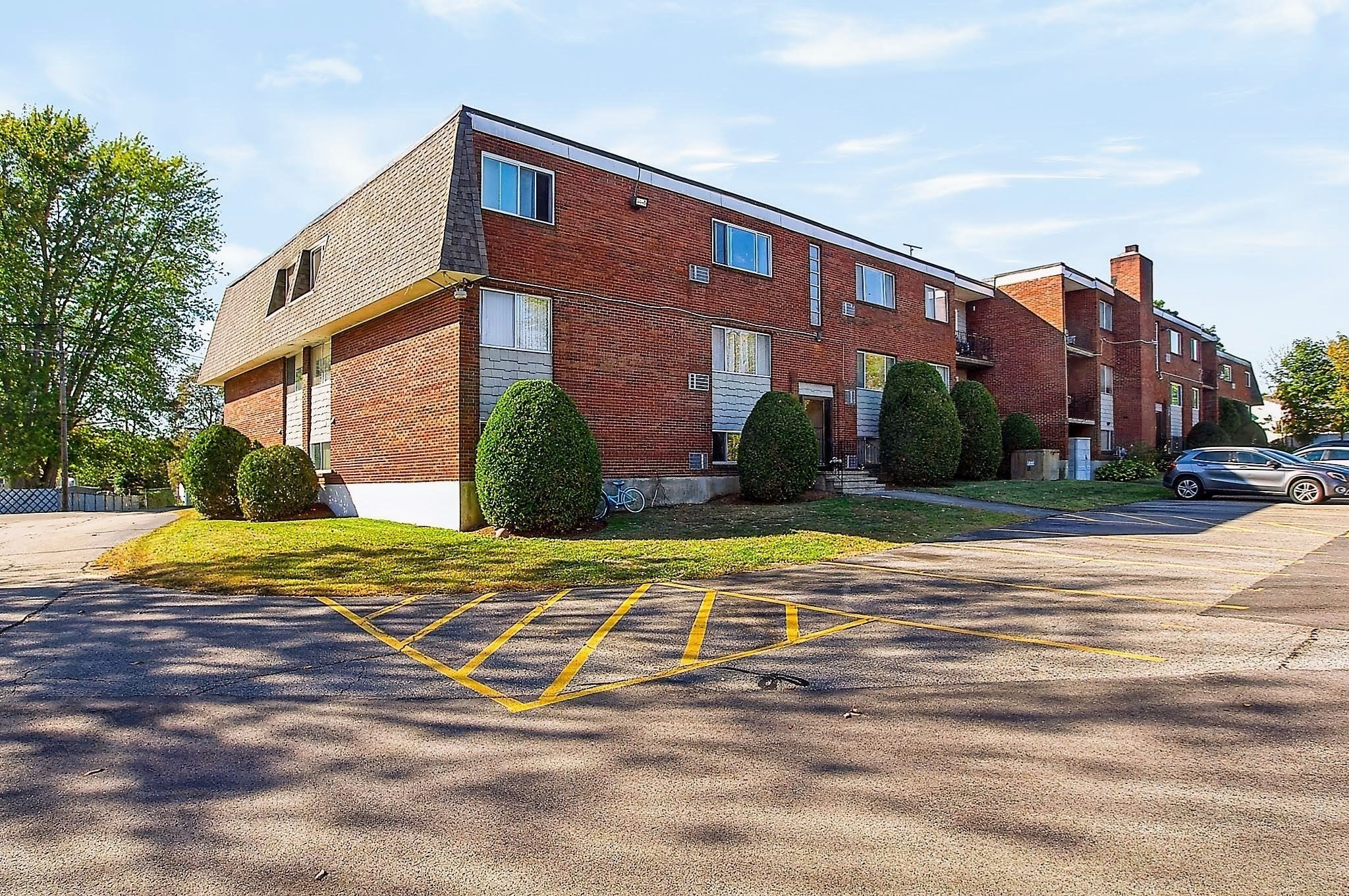 84 Summer Ave 5