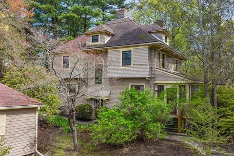 Photo of 186 Elm Street, North Attleboro, MA 02760 (MLS # 73510502)