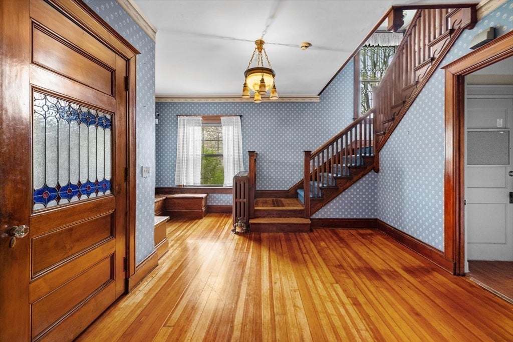 186 Elm Street